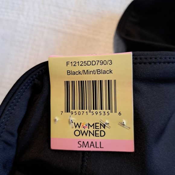 Tangerine women's size small color block crop leggings, New black & mint - Picture 5 of 12